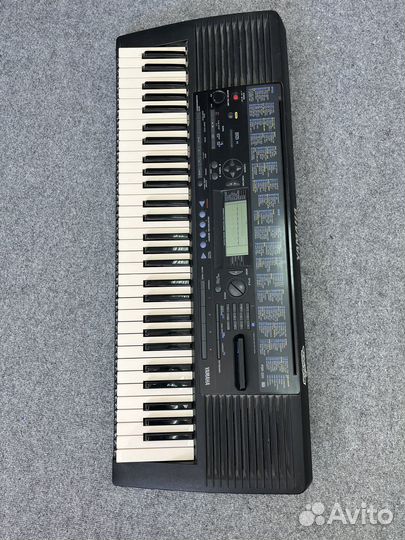 Синтезатор Yamaha PSR-320