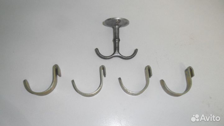 Вешалки, крепления для бельевой веревки и крючки