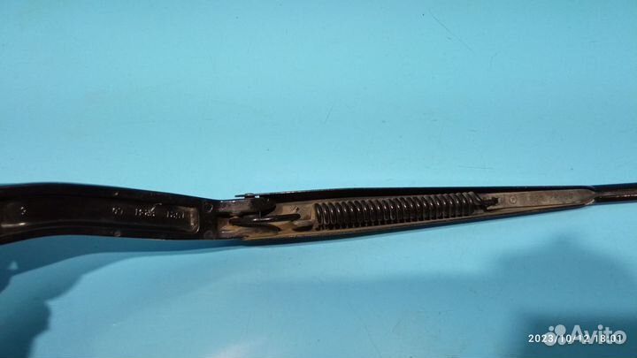 Поводок стеклоочистителя для Mitsubishi Lancer 9