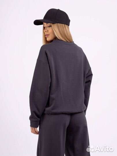 Спортивный костюм женский