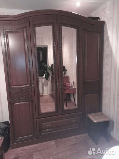 Спальный гарнитур