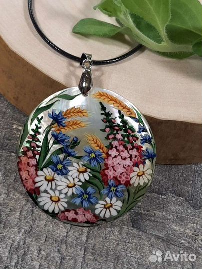 Подвеска перламутровая 