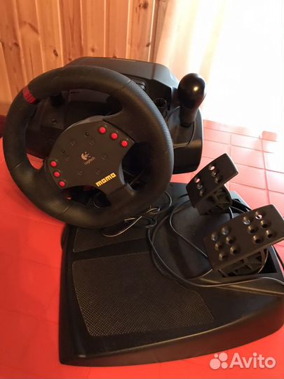 Руль logitech momo racing