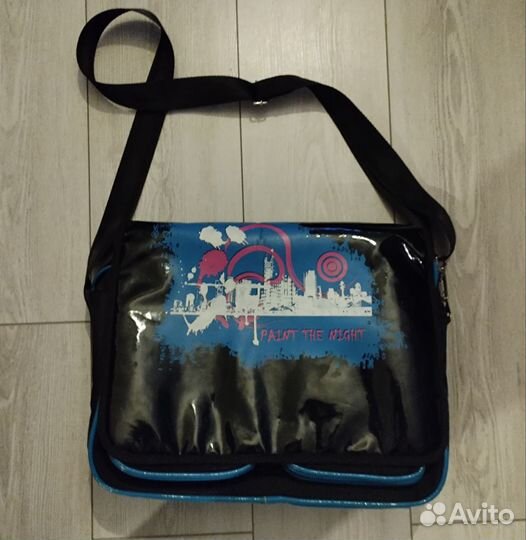 Сумка почтальонка через плечо