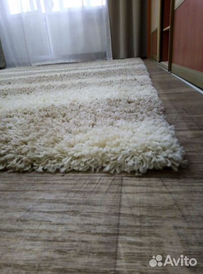 Ковер шерстяной