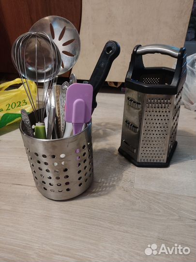 Набор столовых приборов и Терка