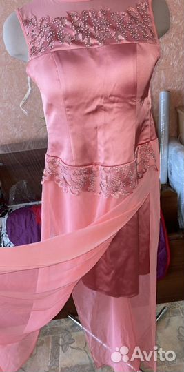 Вечернее платье