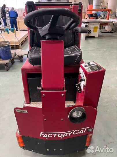 Поломоечная машина Factory Cat GTX 30C