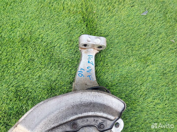 Ступица передняя левая Lexus Ls600Hl UVF46 2UR-FSE