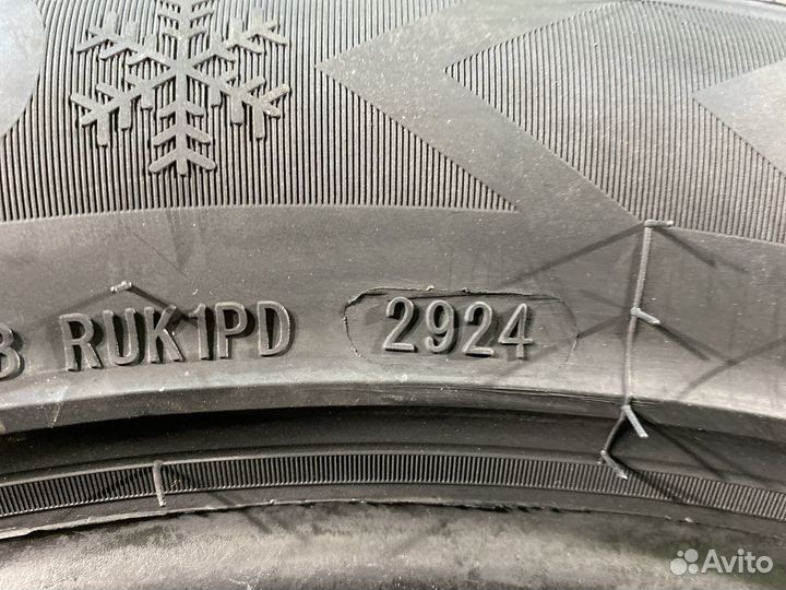 iLink Wintervorhut Stud II 275/45 R20 112T