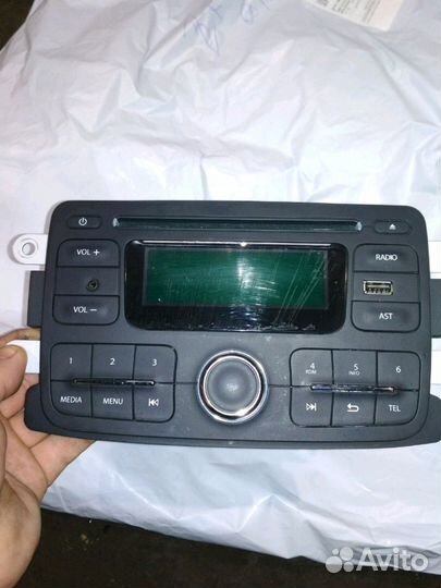 Штатное гу Renault Duster