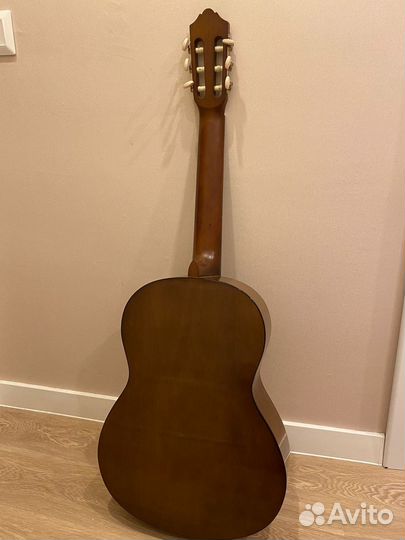 Гитара yamaha С40