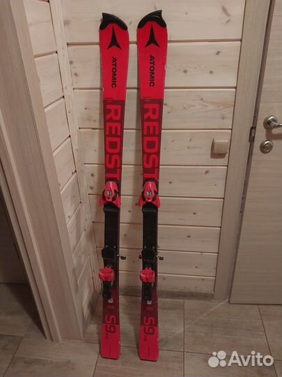 Горные лыжи atomic redster sl 145