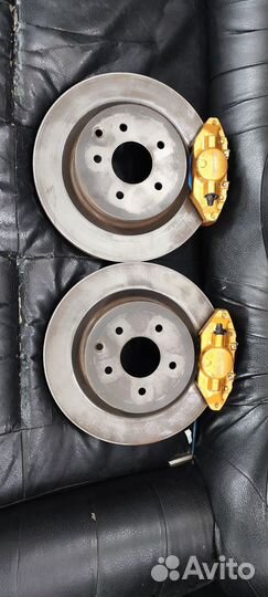 Brembo 350z fairlady z