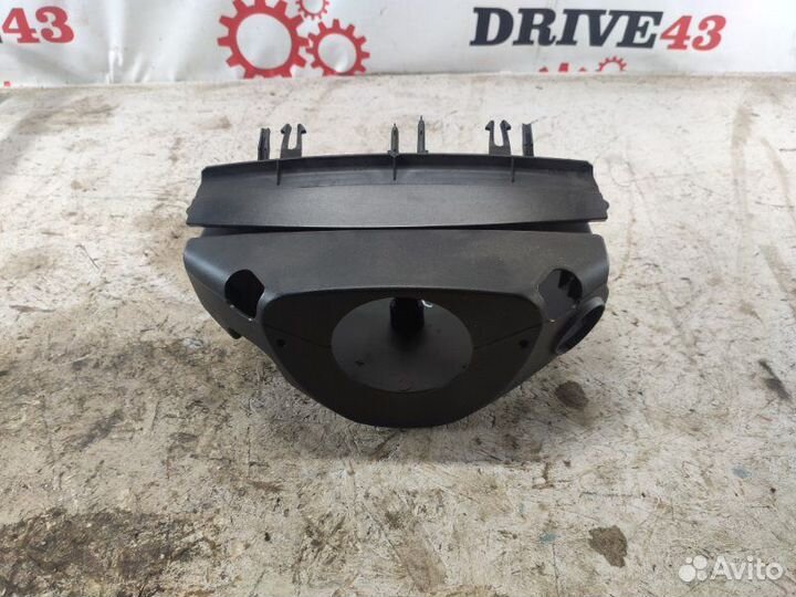 Кожух рулевой колонки Opel Zafira B minivan 1.6