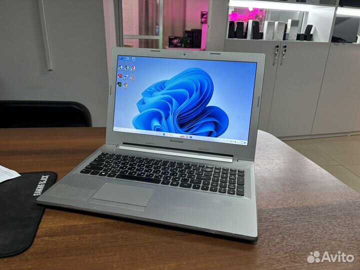 Ноутбук Lenovo 15.6