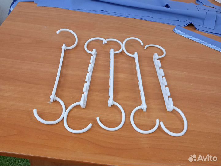 Крючки для одежды