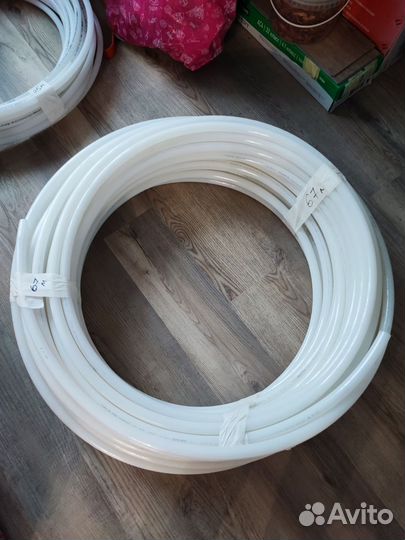 Сшитый полиэтилен 20 x 2.8 и 16х2.2 PE-Xb evoh