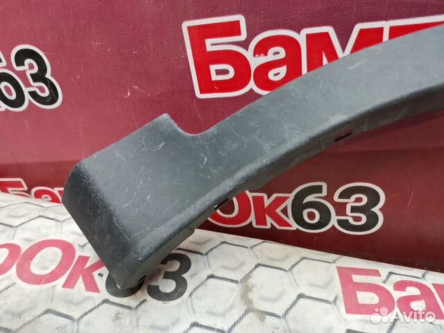 Накладка крыла передний правый Toyota RAV4