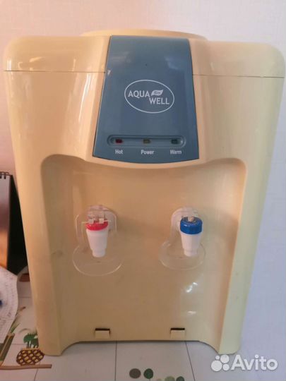 Кулер для воды настольный