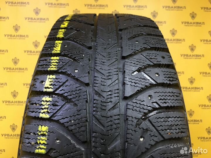 Bridgestone Ice Cruiser 7000 205/65 R15 94T