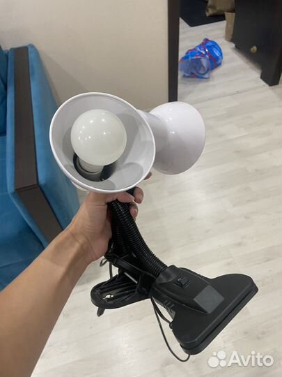 Светильник настольный