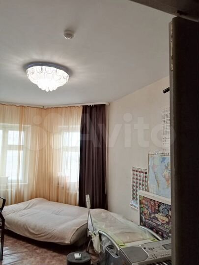 2-к. квартира, 55 м², 1/9 эт.