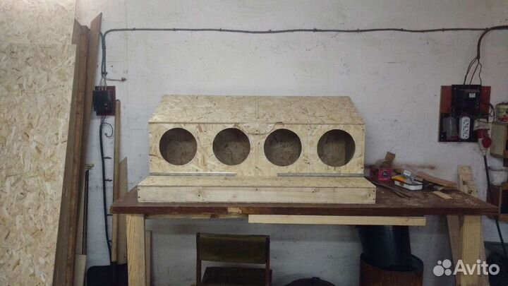 Гнездо для кур и от расклева