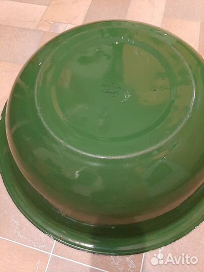 Эмалированный таз СССР большой