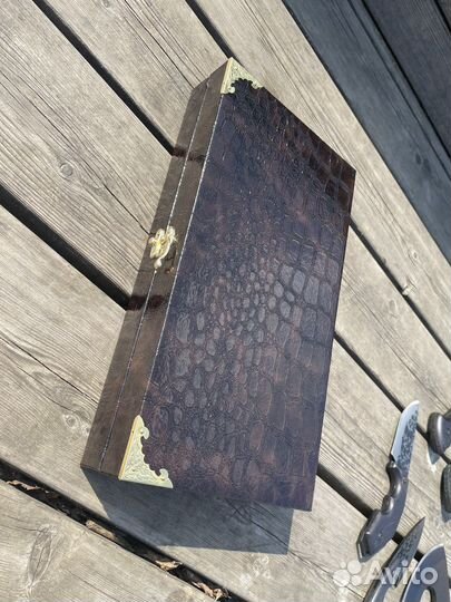 Топор походный+нож шкуросьемный в коробке