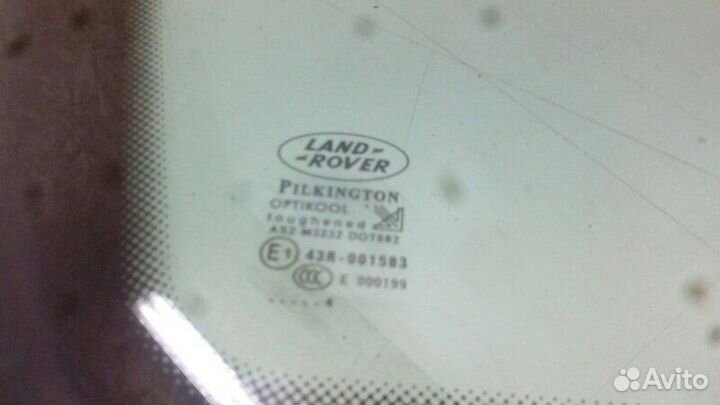 Стекло в крыло заднее левое Land Rover Discovery 2