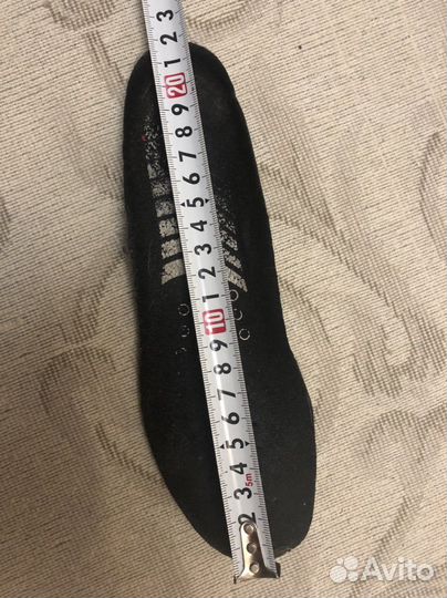 Коньки хоккейный bauer Канада размер 35