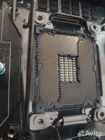 Материнская плата msi x79