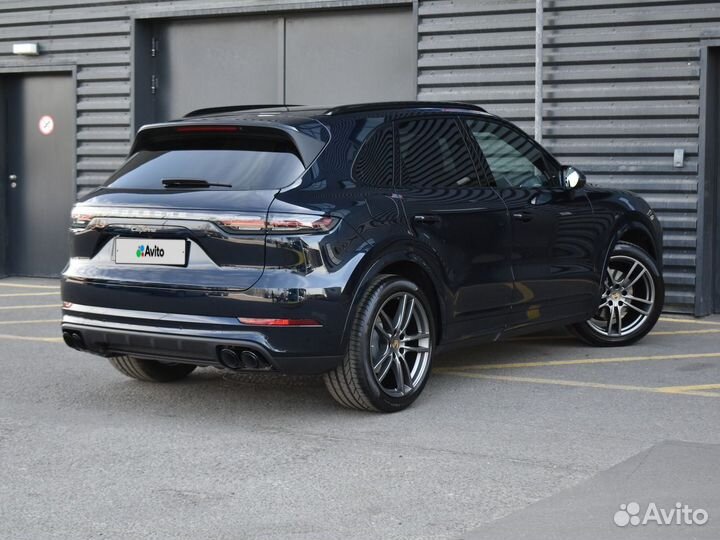 Porsche Cayenne 3.0 AT, 2023, 40 км