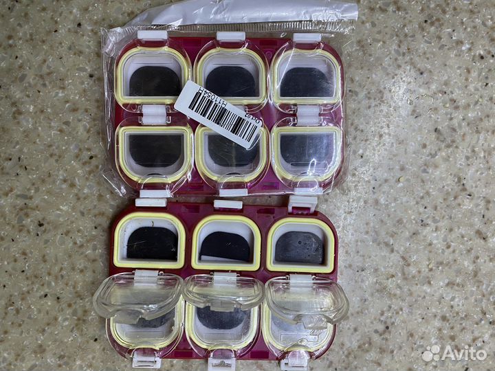 Рыболовная коробка с магнитом