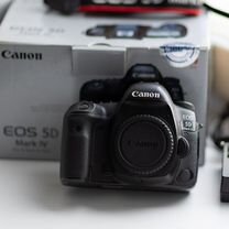 Зеркальный фотоаппарат canon 5D mark IV