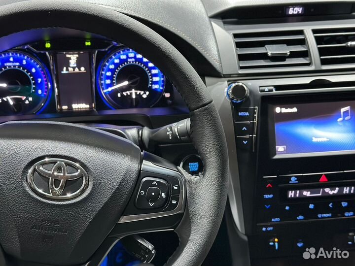 Toyota Camry 2.5 AT, 2016, 98 300 км