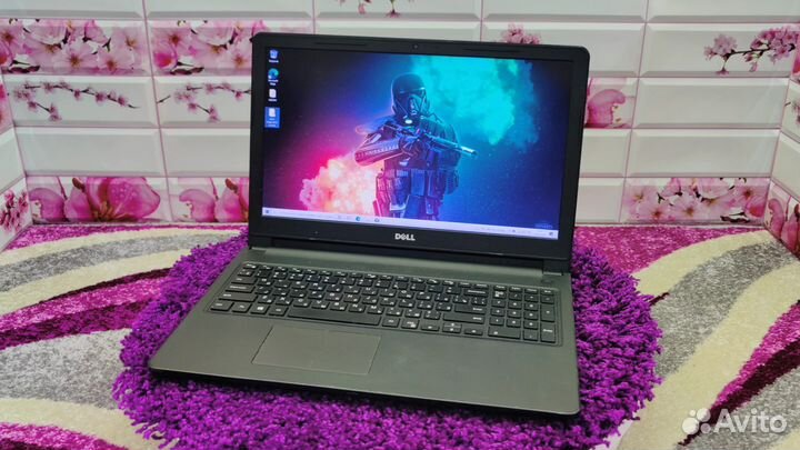 Ноутбук dell/ i3 / Full HD/ AMD Radeon R5