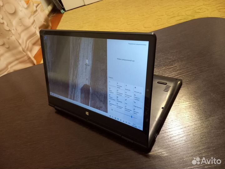 Ноутбук-трансформер Digma citi e220