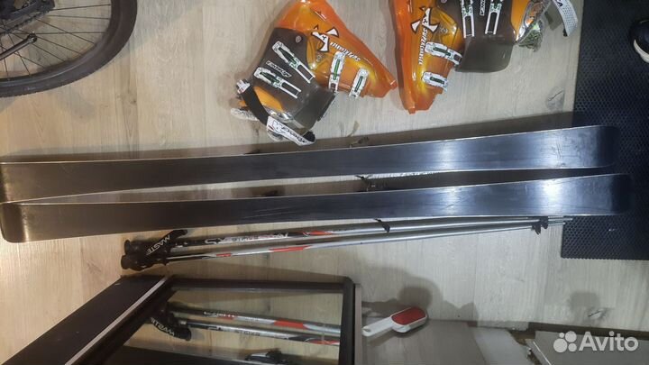 Горные лыжи мужские комплект