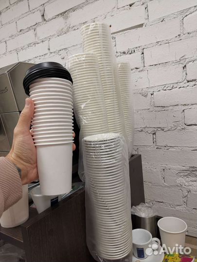 Бумажные стаканы