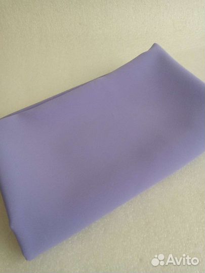 Креп (отрез ткани) сиреневого цвета