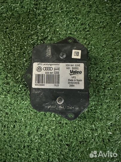 Блок адаптивного освещения VW Golf 7