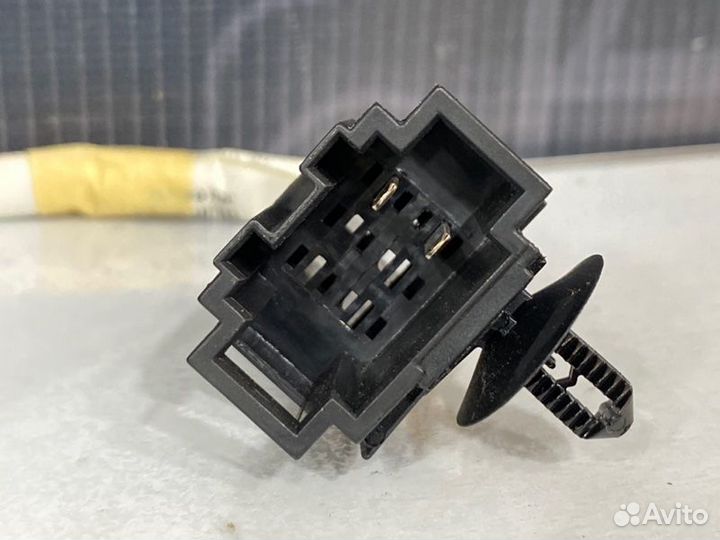 Ручка двери внутренняя задняя левая Volkswagen