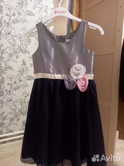 Нарядное платье для девочки на 4-5 лет, бренд H&M