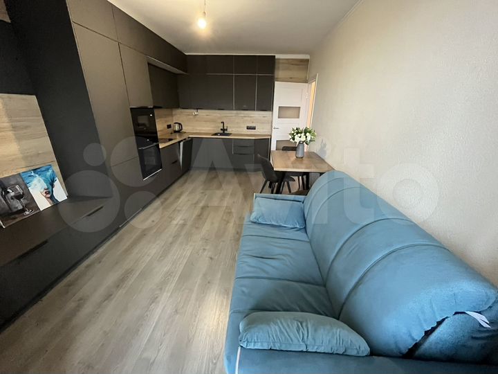 2-к. квартира, 56,1 м², 2/15 эт.