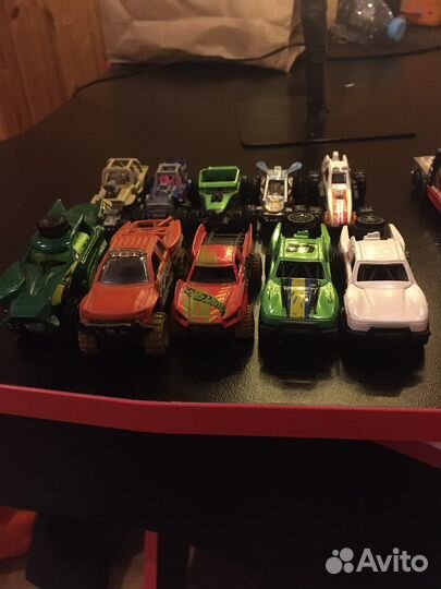 Hot wheels машинки