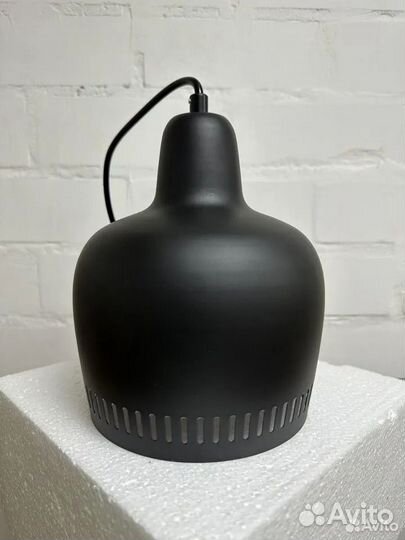 Светильник черный D20