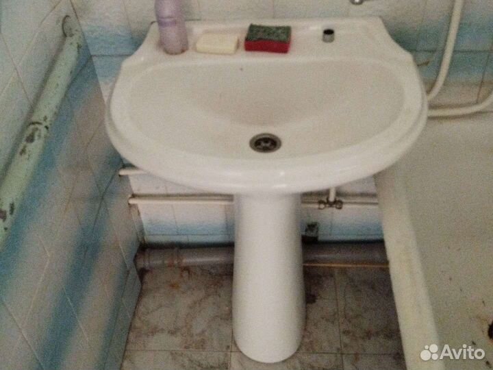 Раковина в ванную бу