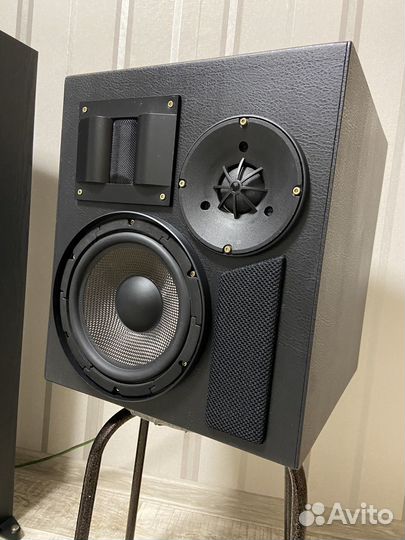 Колонки Hi Fi